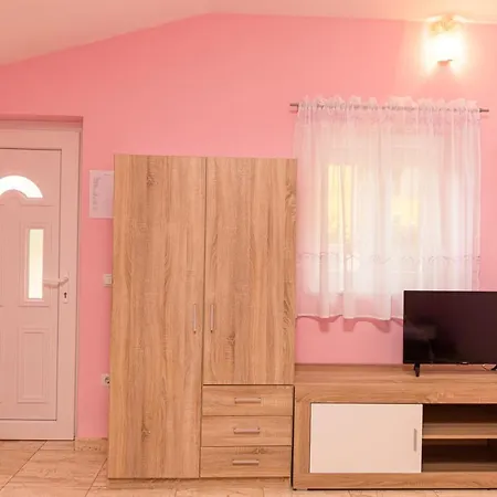 Lovely House 度假居