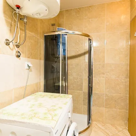 Lovely House 度假居 *