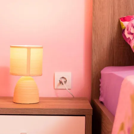 度假居 Lovely House 罗维尼