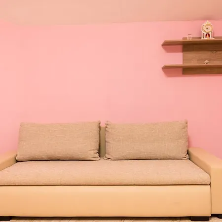 度假居 Lovely House 罗维尼