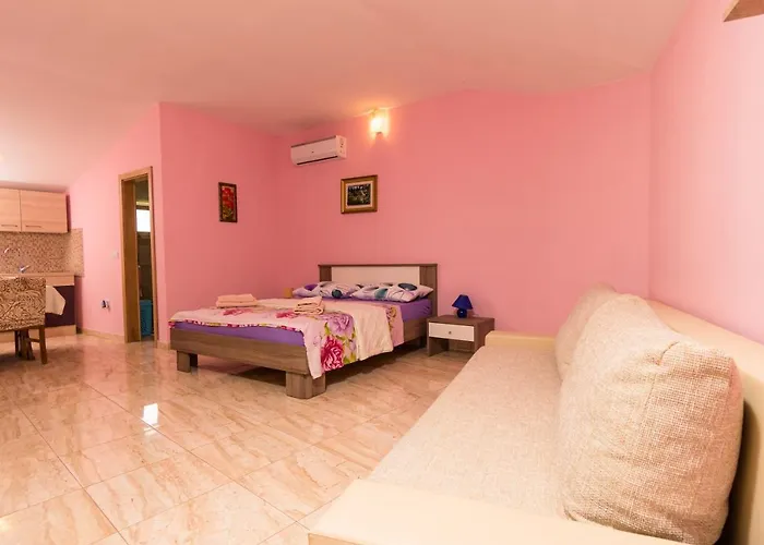 Lovely House Vakantiehuis *