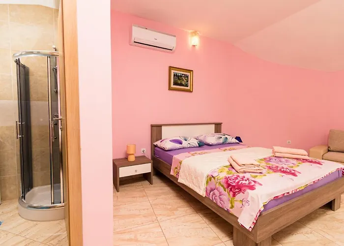 Vakantiehuis Lovely House *